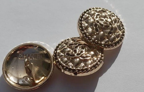 Chanel button set - chanel, size